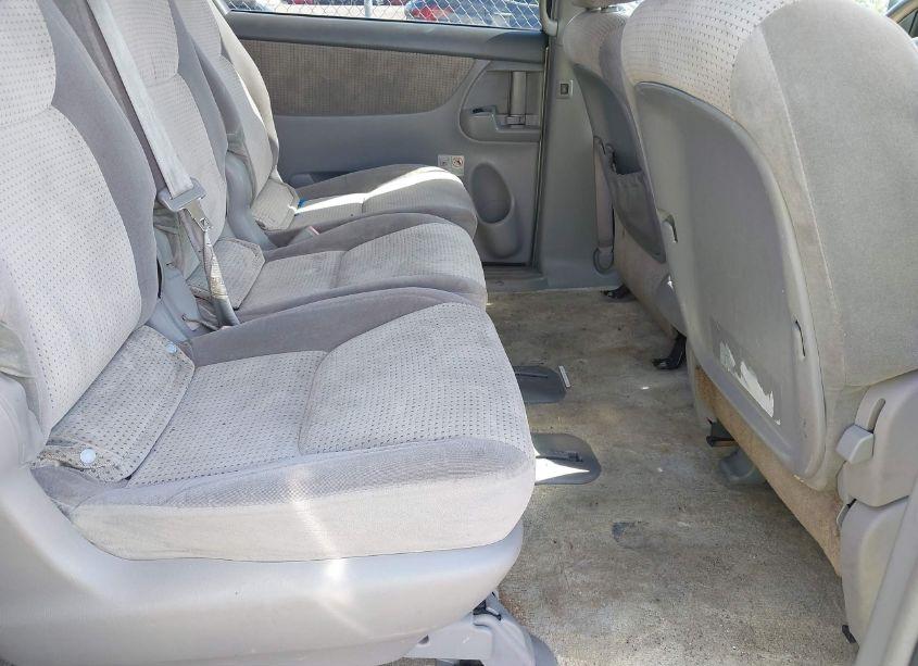 Photo 8 of 2009 Toyota Sienna LE (VIN 5TDZK23C79S247920)