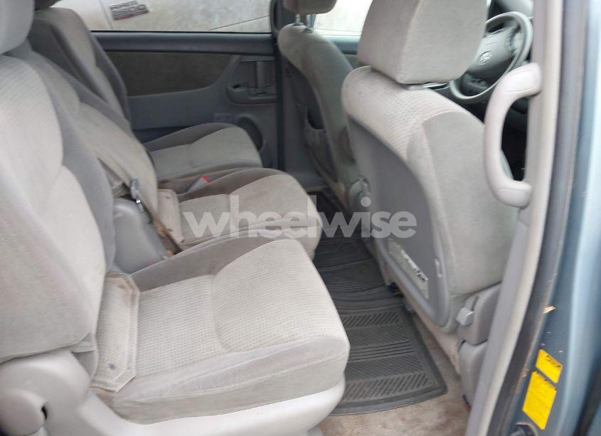 Photo 8 of 2009 Toyota Sienna LE (VIN 5TDZK23C79S250610)