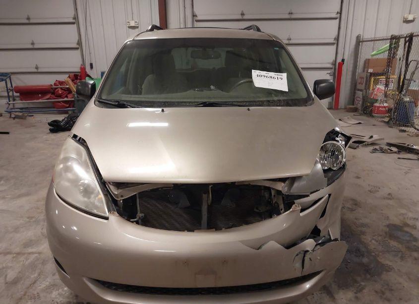 Photo 12 of 2009 Toyota Sienna LE (VIN 5TDZK23C79S264779)
