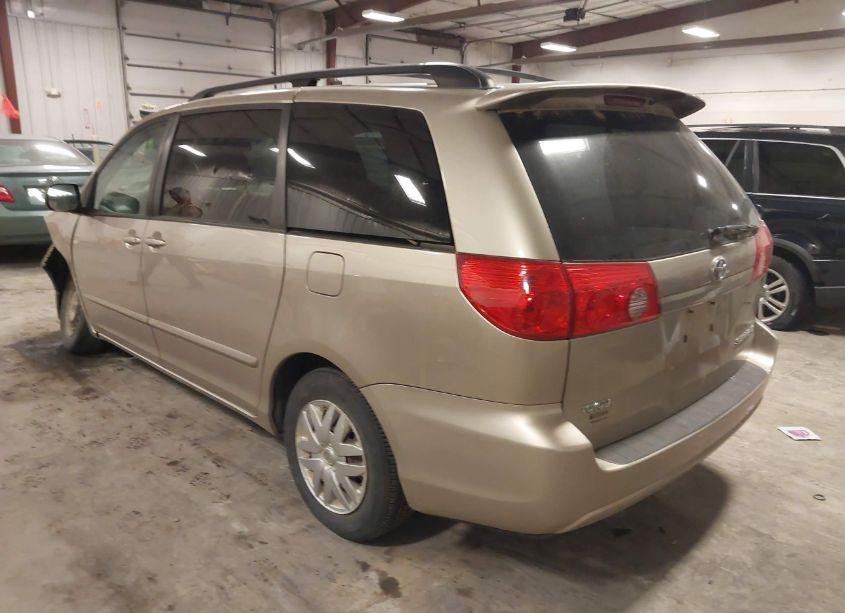 Photo 3 of 2009 Toyota Sienna LE (VIN 5TDZK23C79S264779)