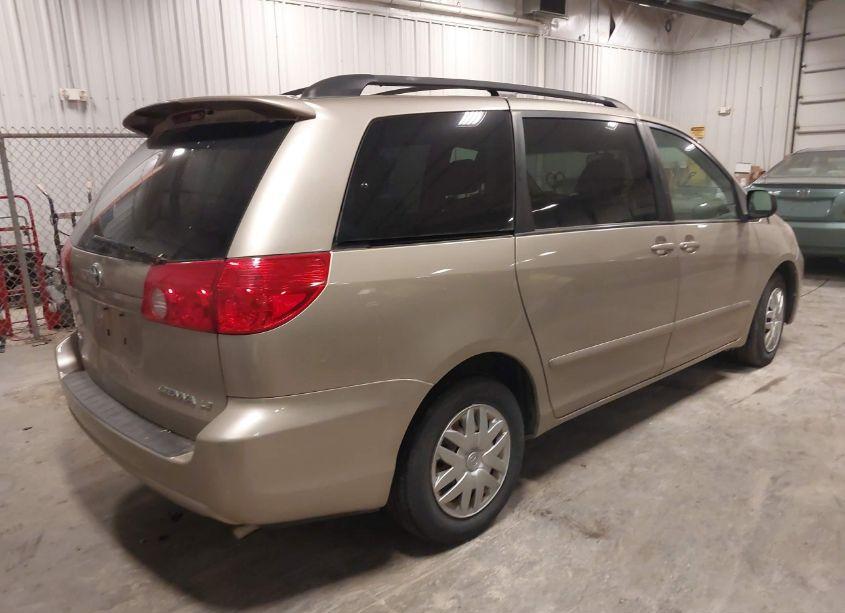 Photo 4 of 2009 Toyota Sienna LE (VIN 5TDZK23C79S264779)