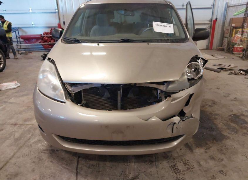 Photo 6 of 2009 Toyota Sienna LE (VIN 5TDZK23C79S264779)