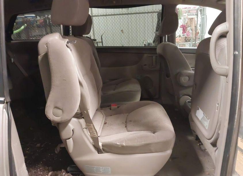 Photo 8 of 2009 Toyota Sienna LE (VIN 5TDZK23C79S264779)