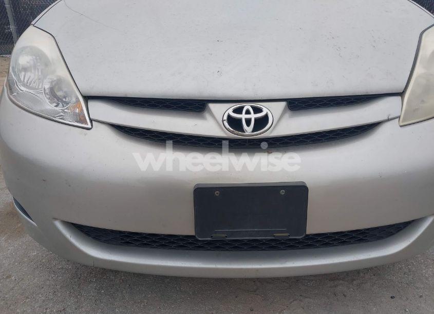 Photo 6 of 2007 Toyota Sienna LE (VIN 5TDZK23C87S023603)