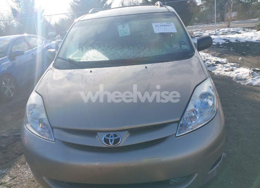 Photo 13 of 2007 Toyota Sienna LE (VIN 5TDZK23C87S034455)