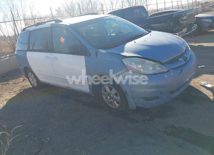 2007 Toyota Sienna LE (VIN 5TDZK23C87S040952) main photo