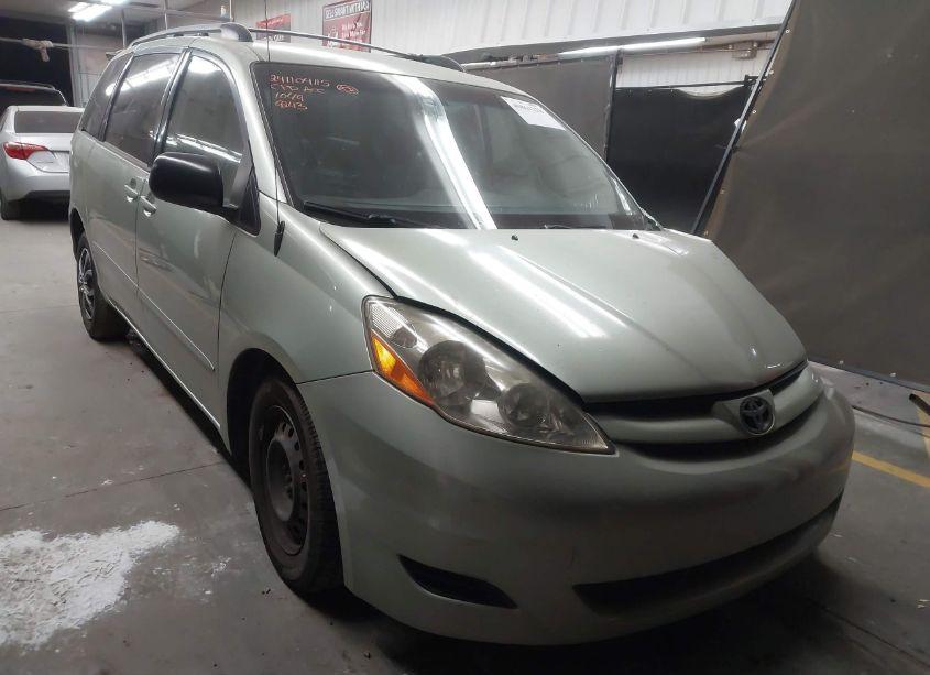2007 Toyota Sienna LE (VIN 5TDZK23C87S059243) main photo