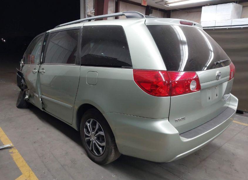 Photo 3 of 2007 Toyota Sienna LE (VIN 5TDZK23C87S059243)