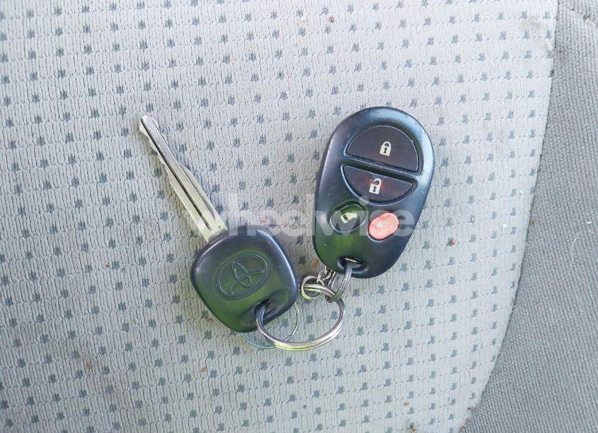 Photo 11 of 2007 Toyota Sienna LE (VIN 5TDZK23C87S077533)