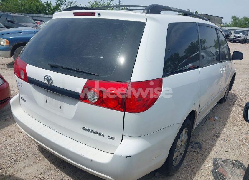 Photo 4 of 2007 Toyota Sienna CE (VIN 5TDZK23C87S080030)
