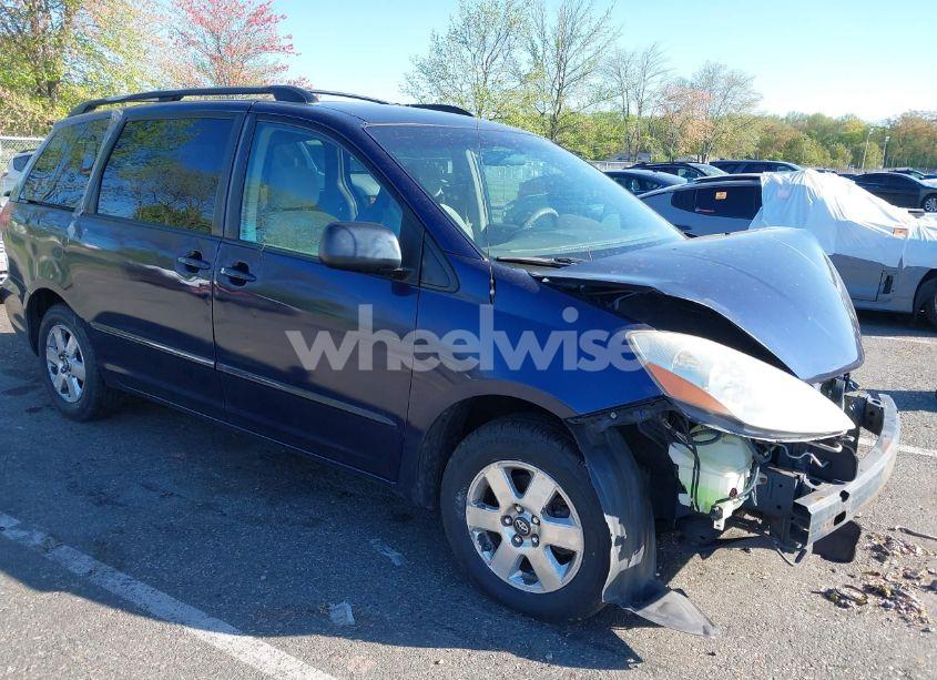 2007 Toyota Sienna LE (VIN 5TDZK23C87S080688) main photo