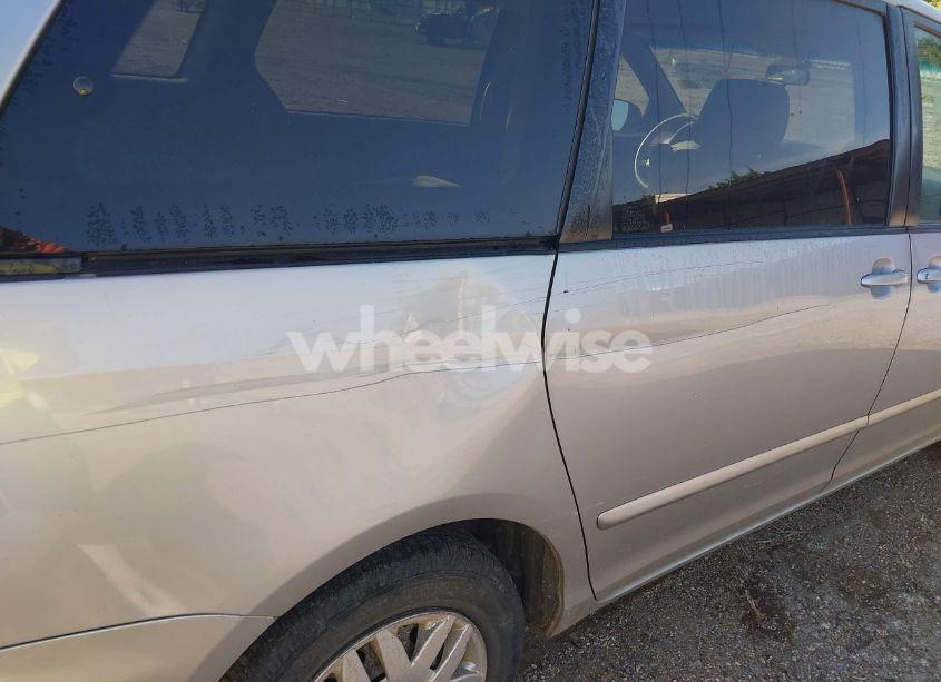 Photo 6 of 2008 Toyota Sienna LE (VIN 5TDZK23C88S127204)