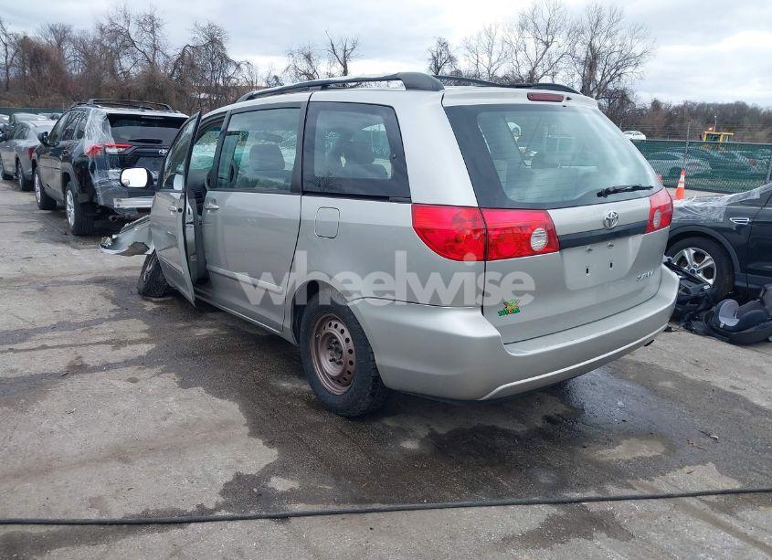 Photo 3 of 2008 Toyota Sienna CE (VIN 5TDZK23C88S127512)