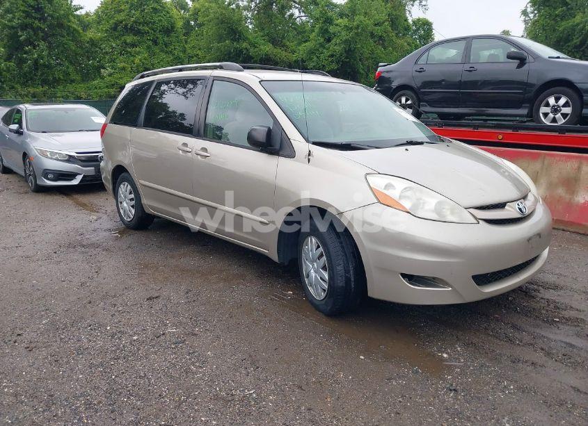 2008 Toyota Sienna CE (VIN 5TDZK23C88S141135) main photo