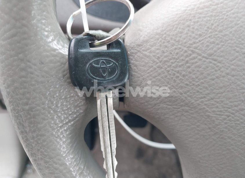 Photo 11 of 2008 Toyota Sienna CE (VIN 5TDZK23C88S141135)