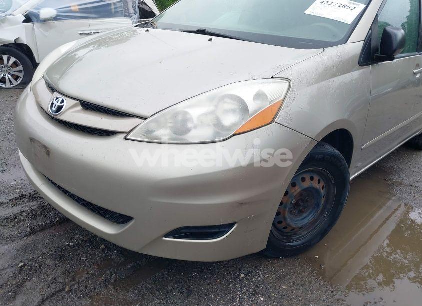 Photo 13 of 2008 Toyota Sienna CE (VIN 5TDZK23C88S141135)