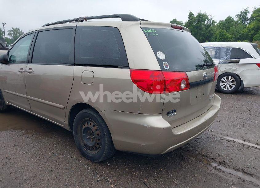 Photo 16 of 2008 Toyota Sienna CE (VIN 5TDZK23C88S141135)