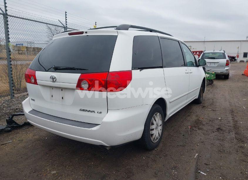 Photo 4 of 2008 Toyota Sienna LE (VIN 5TDZK23C88S153625)