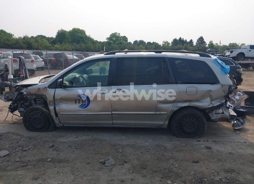 Photo 15 of 2008 Toyota Sienna LE (VIN 5TDZK23C88S161630)