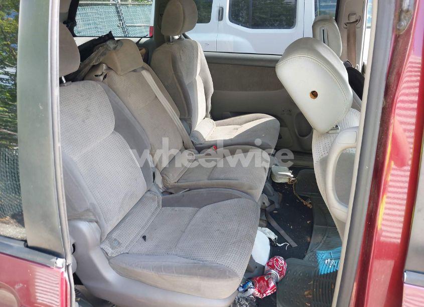 Photo 8 of 2008 Toyota Sienna LE (VIN 5TDZK23C88S163670)