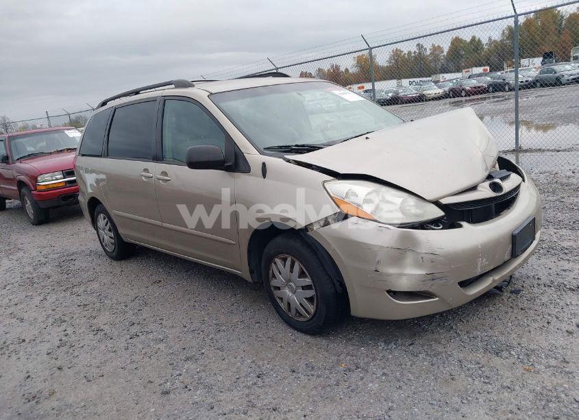 2008 Toyota Sienna LE (VIN 5TDZK23C88S174779) main photo