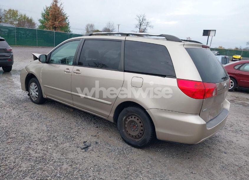 Photo 3 of 2008 Toyota Sienna LE (VIN 5TDZK23C88S174779)