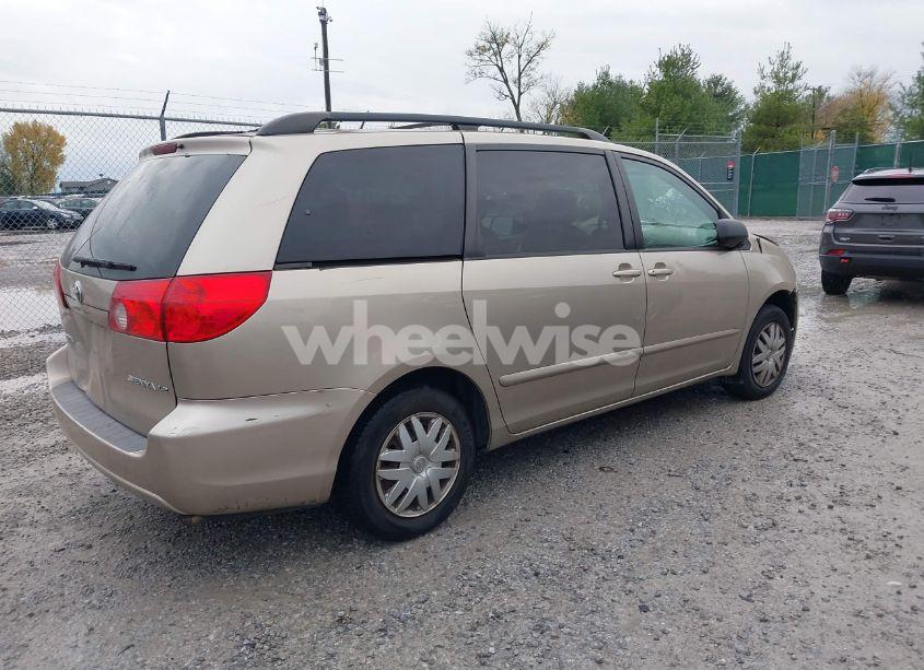 Photo 4 of 2008 Toyota Sienna LE (VIN 5TDZK23C88S174779)