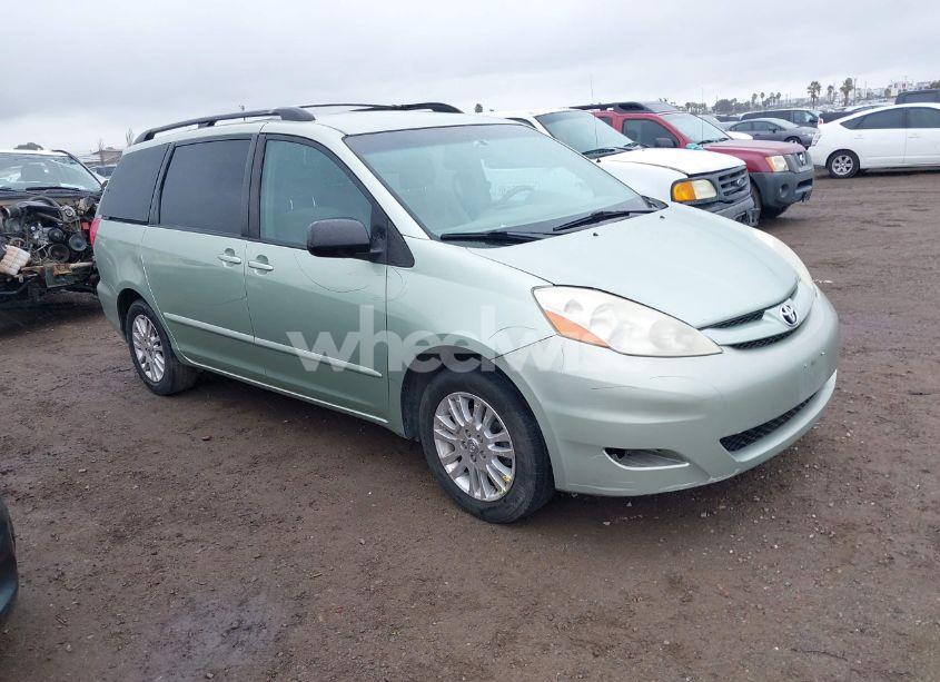 2008 Toyota Sienna LE (VIN 5TDZK23C88S218019) main photo