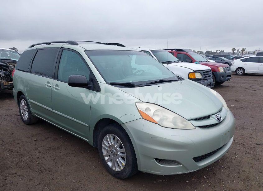 Photo 6 of 2008 Toyota Sienna LE (VIN 5TDZK23C88S218019)