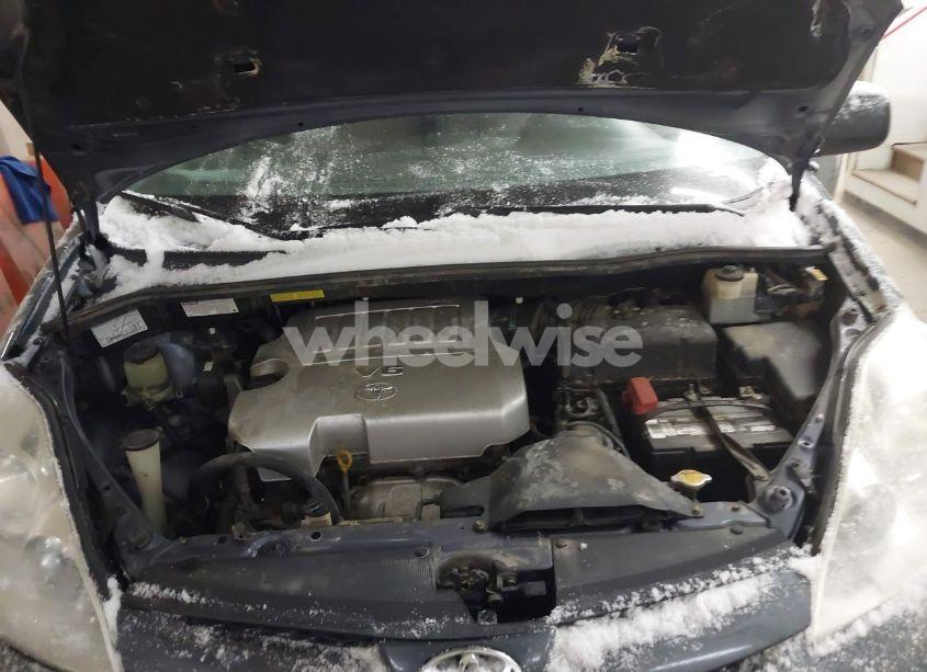 Photo 10 of 2009 Toyota Sienna LE (VIN 5TDZK23C89S245531)