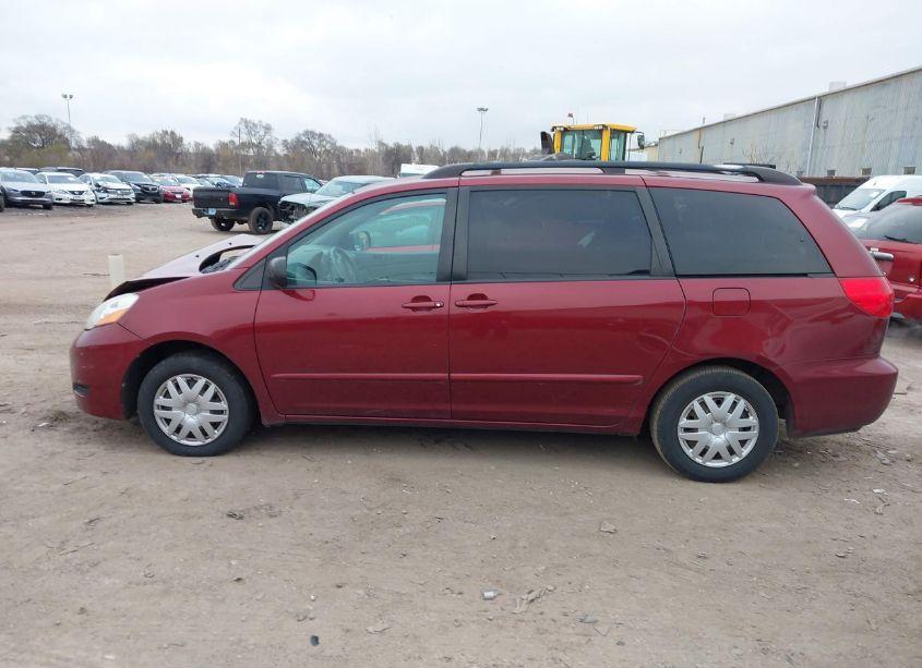 Photo 14 of 2009 Toyota Sienna LE (VIN 5TDZK23C89S249210)