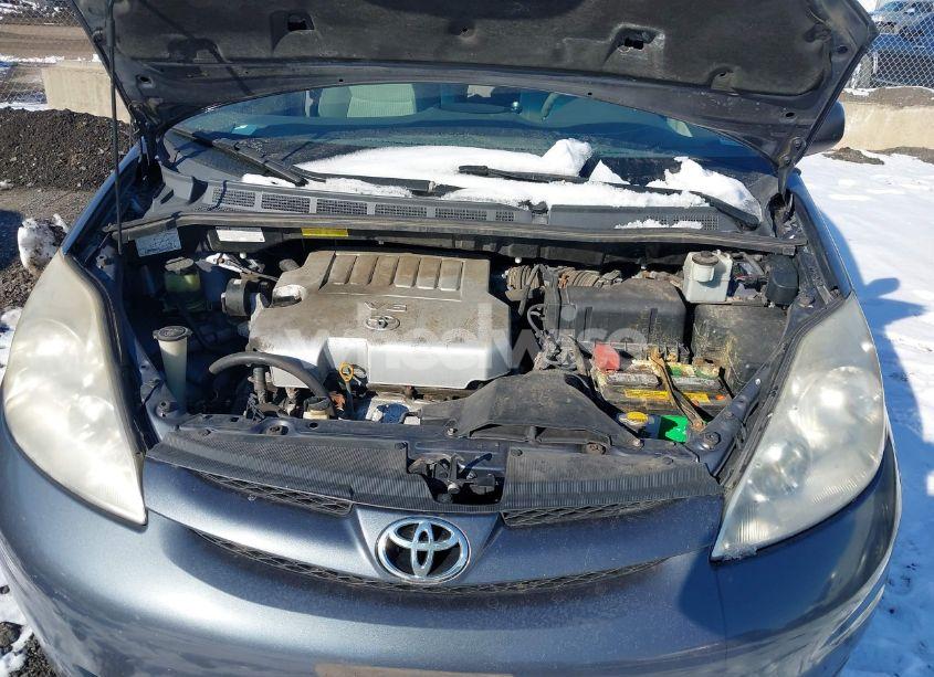 Photo 10 of 2009 Toyota Sienna LE (VIN 5TDZK23C89S261471)