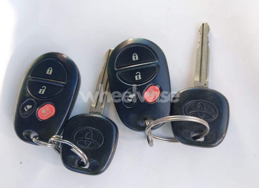 Photo 11 of 2009 Toyota Sienna LE (VIN 5TDZK23C89S261471)