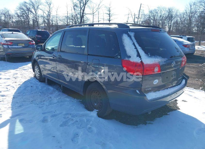 Photo 3 of 2009 Toyota Sienna LE (VIN 5TDZK23C89S261471)