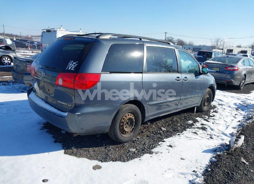 Photo 4 of 2009 Toyota Sienna LE (VIN 5TDZK23C89S261471)
