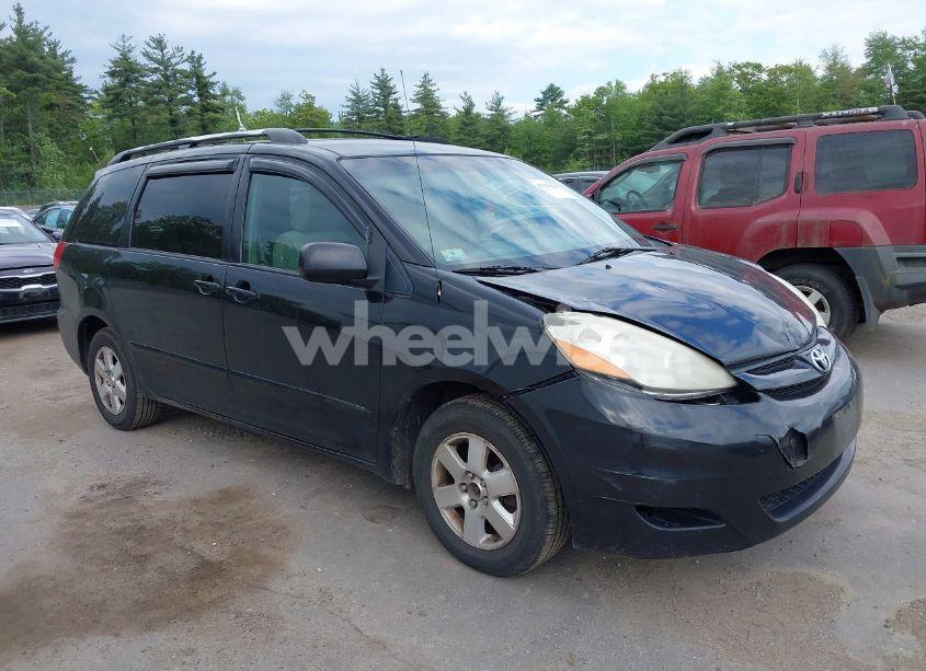 2009 Toyota Sienna LE (VIN 5TDZK23C89S263429) main photo