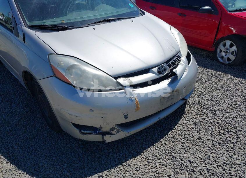 Photo 11 of 2007 Toyota Sienna CE (VIN 5TDZK23C97S000184)