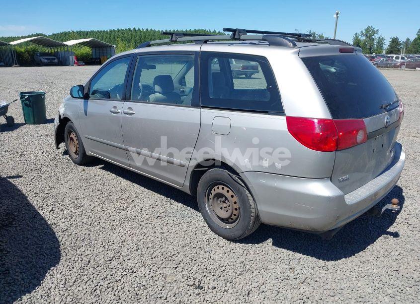 Photo 3 of 2007 Toyota Sienna CE (VIN 5TDZK23C97S000184)