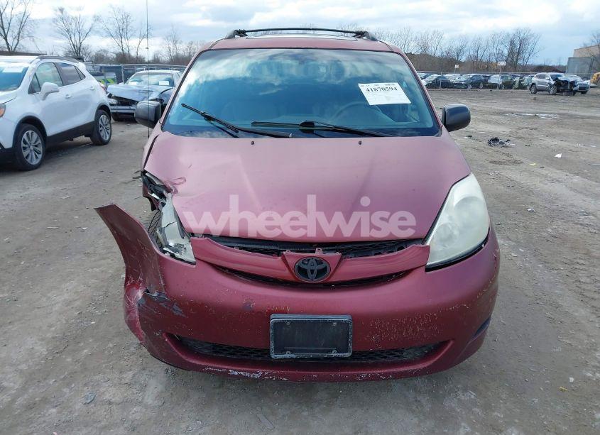 Photo 12 of 2007 Toyota Sienna LE (VIN 5TDZK23C97S025814)
