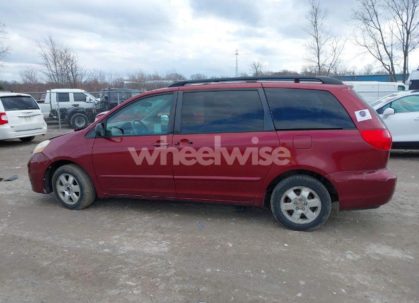 Photo 14 of 2007 Toyota Sienna LE (VIN 5TDZK23C97S025814)