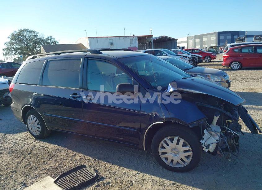 Photo 12 of 2007 Toyota Sienna LE (VIN 5TDZK23C97S030205)