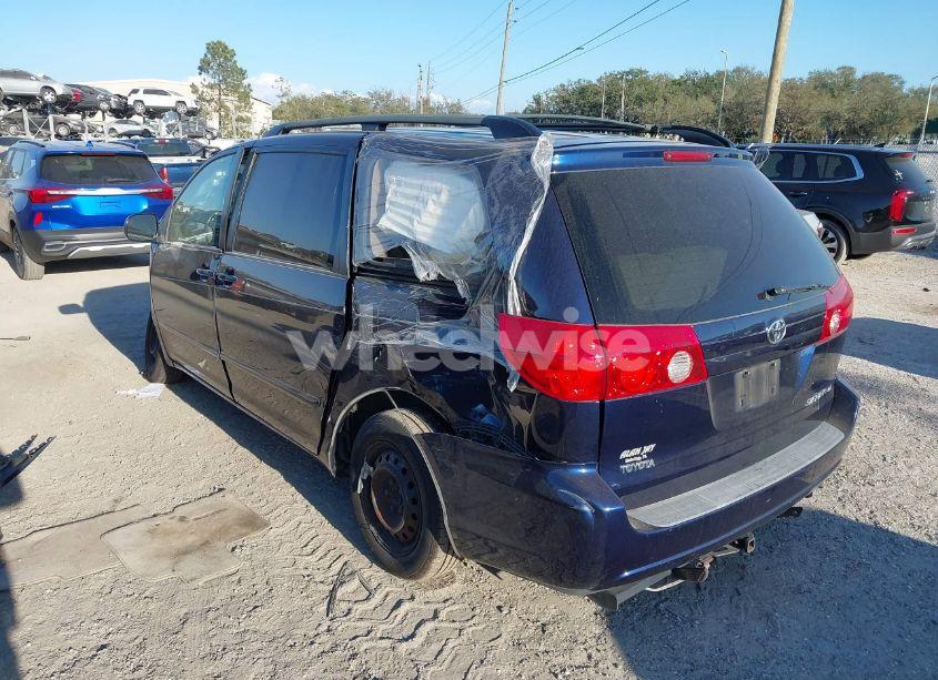Photo 3 of 2007 Toyota Sienna LE (VIN 5TDZK23C97S030205)