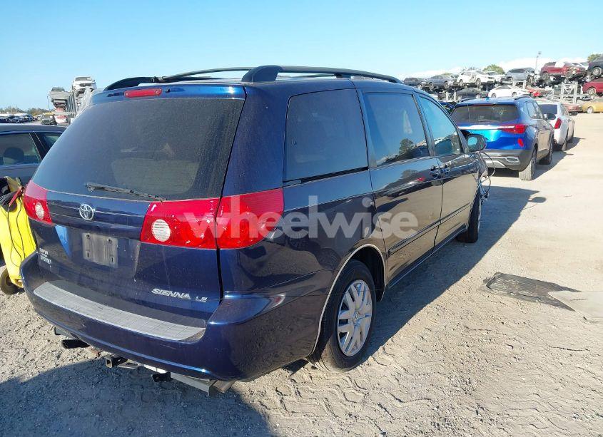 Photo 4 of 2007 Toyota Sienna LE (VIN 5TDZK23C97S030205)