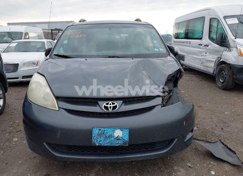 Photo 12 of 2007 Toyota Sienna CE/LE (VIN 5TDZK23C97S047120)