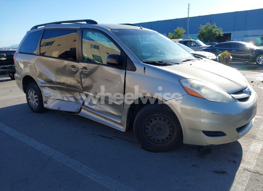 2008 Toyota Sienna LE (VIN 5TDZK23C98S128510) main photo