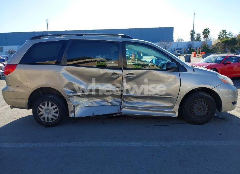 Photo 13 of 2008 Toyota Sienna LE (VIN 5TDZK23C98S128510)