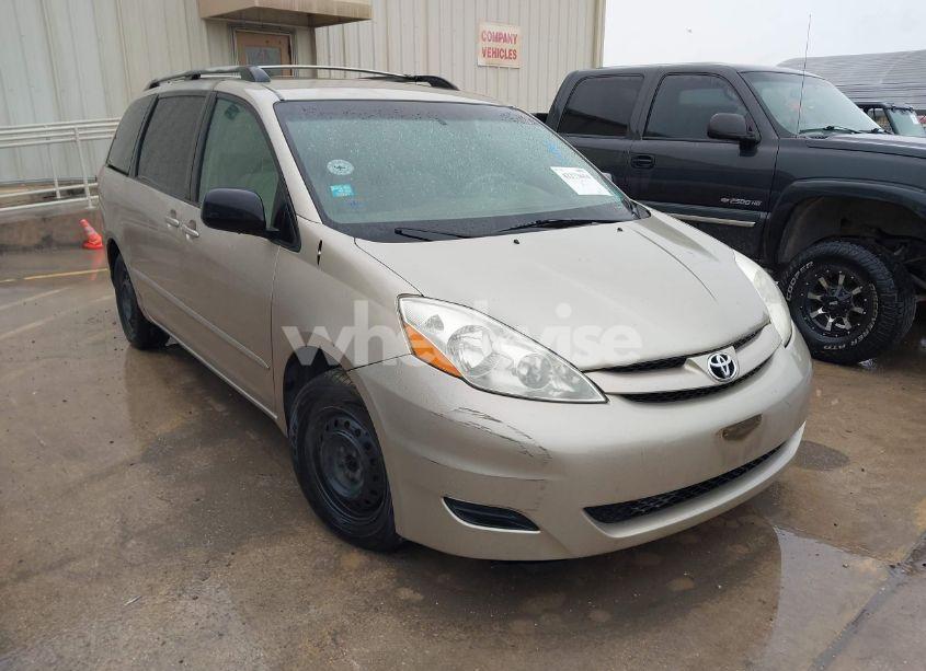 2008 Toyota Sienna LE (VIN 5TDZK23C98S154640) main photo