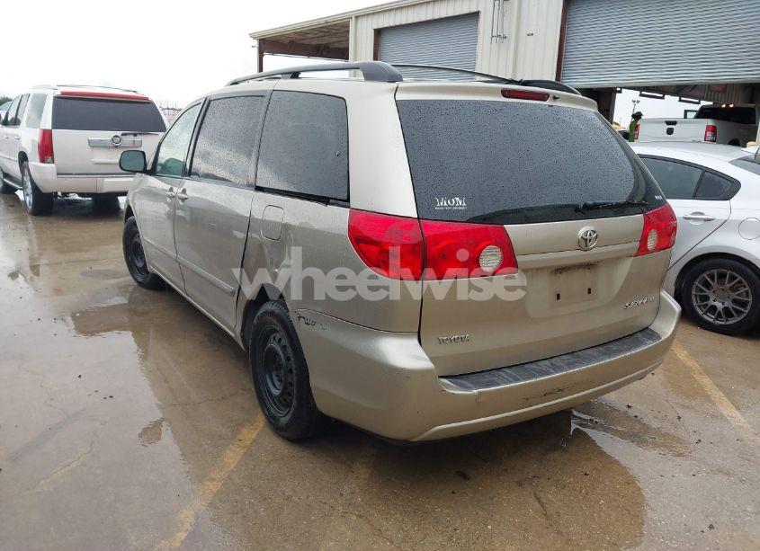 Photo 3 of 2008 Toyota Sienna LE (VIN 5TDZK23C98S154640)