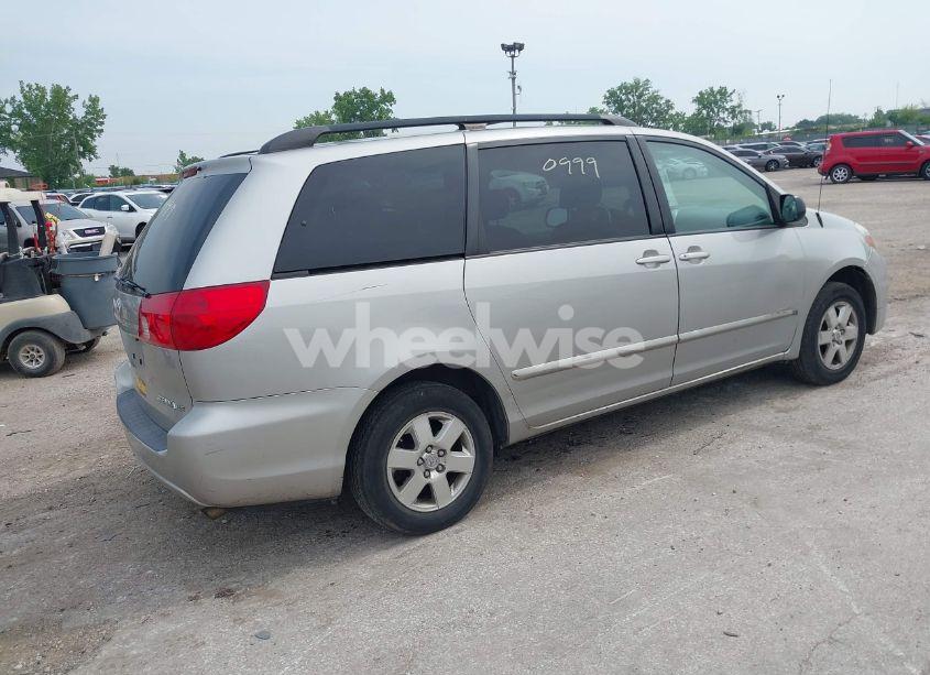 Photo 4 of 2008 Toyota Sienna LE (VIN 5TDZK23C98S155772)