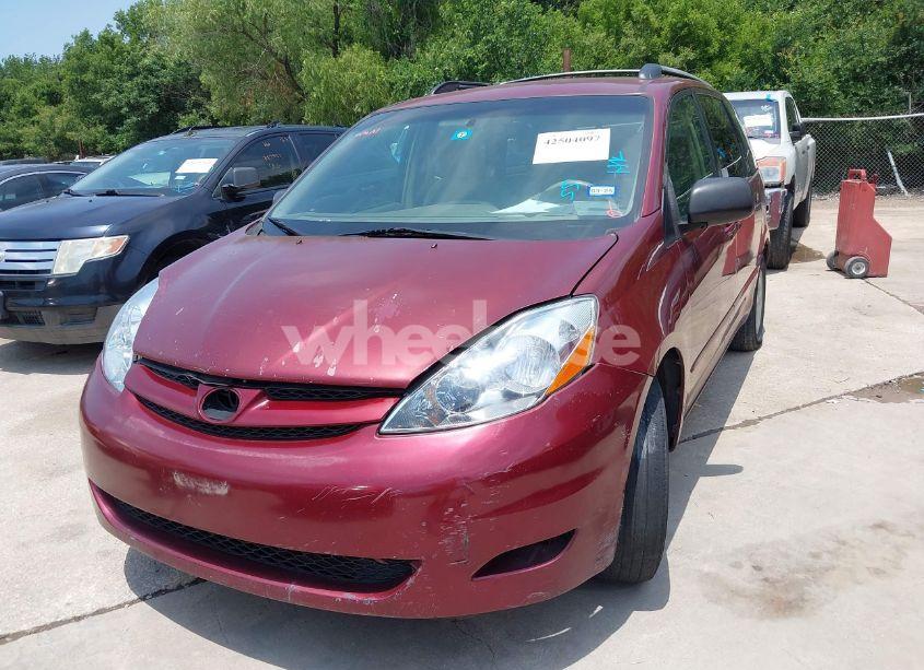 Photo 2 of 2008 Toyota Sienna LE (VIN 5TDZK23C98S186309)